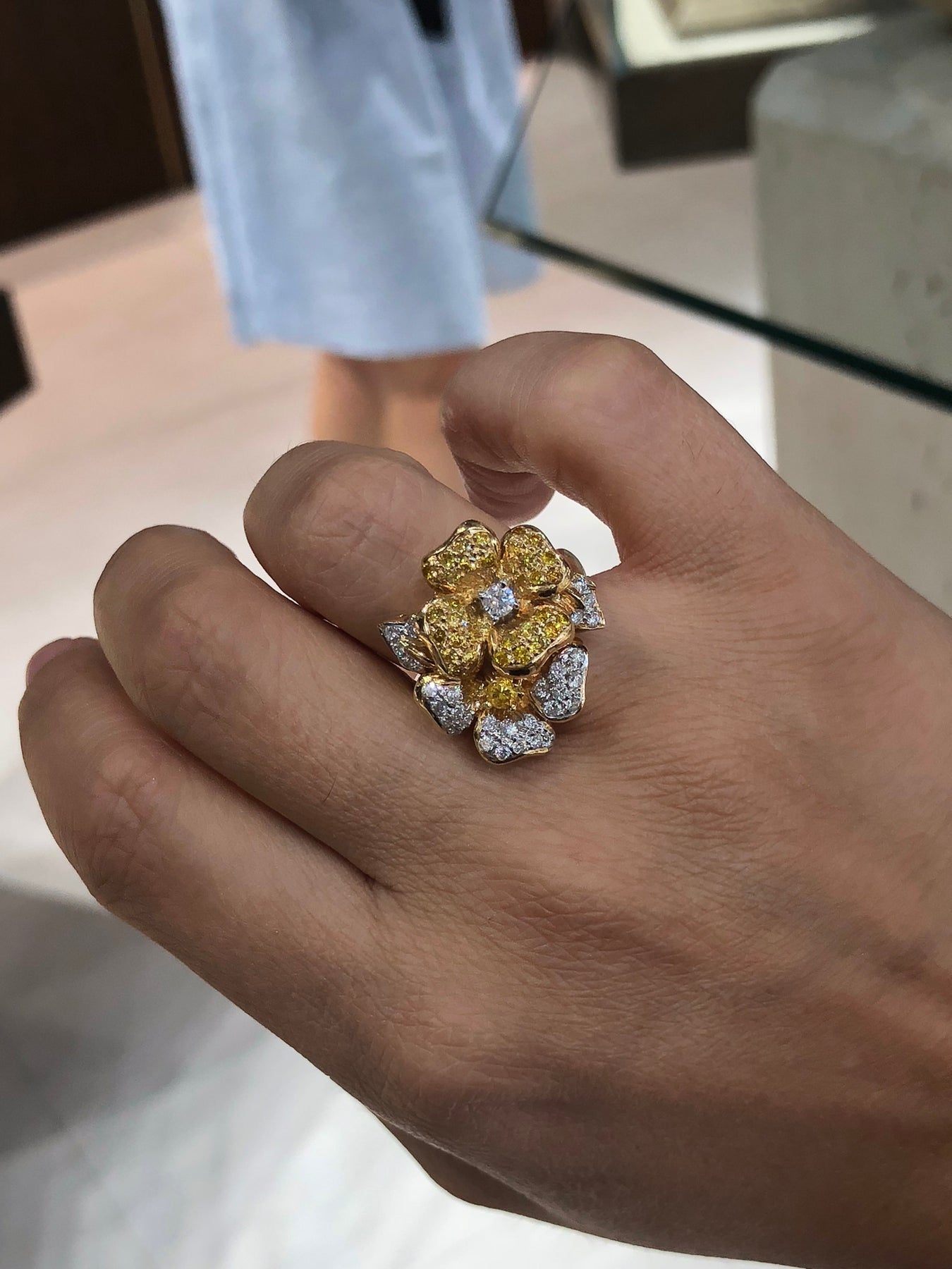 Jay Feder 18K Two Tone Gold White Yellow Diamond Flower Ring